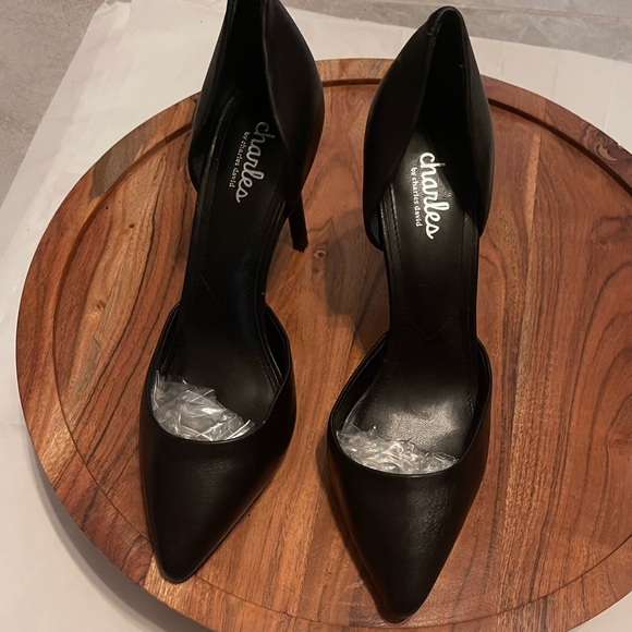 New without the tag. Charles David - Picture 4 of 10